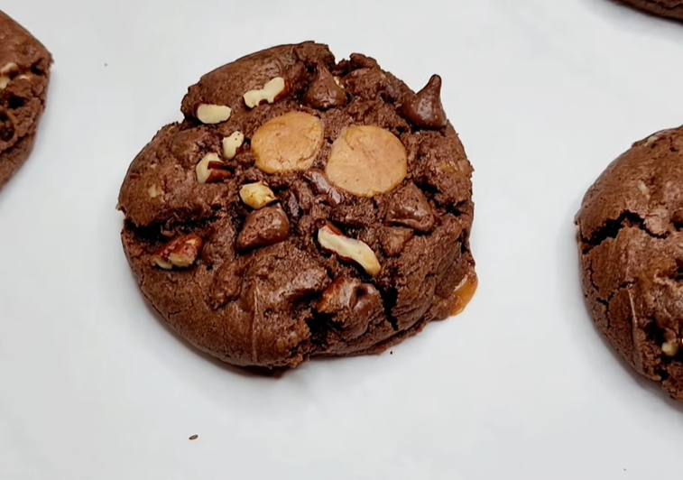 SALTED CARAMEL PECAN CHOCOLATE CHIP COOKIES